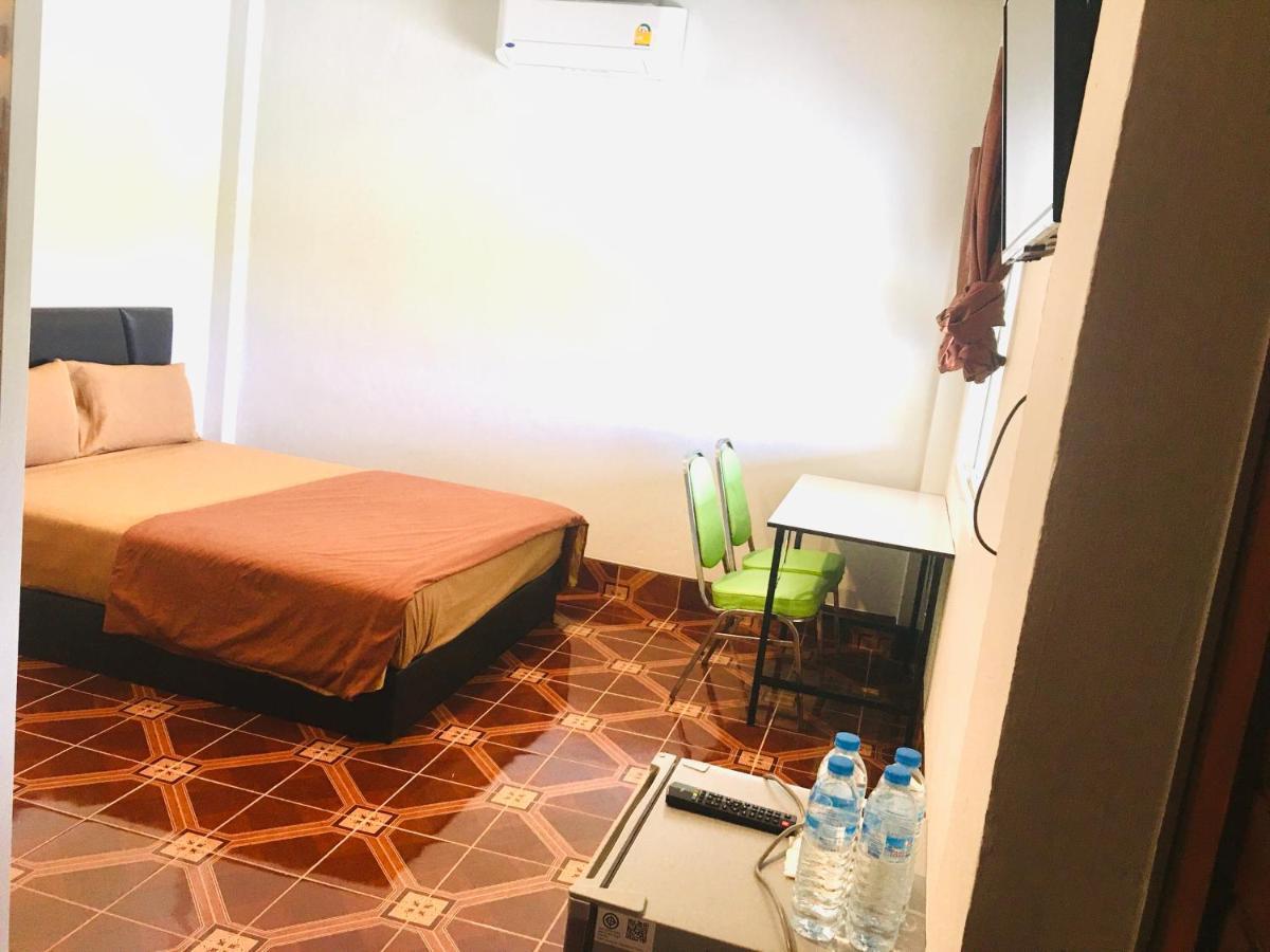 Saeng Tai Amphawa Daire Samut Songkhram Dış mekan fotoğraf