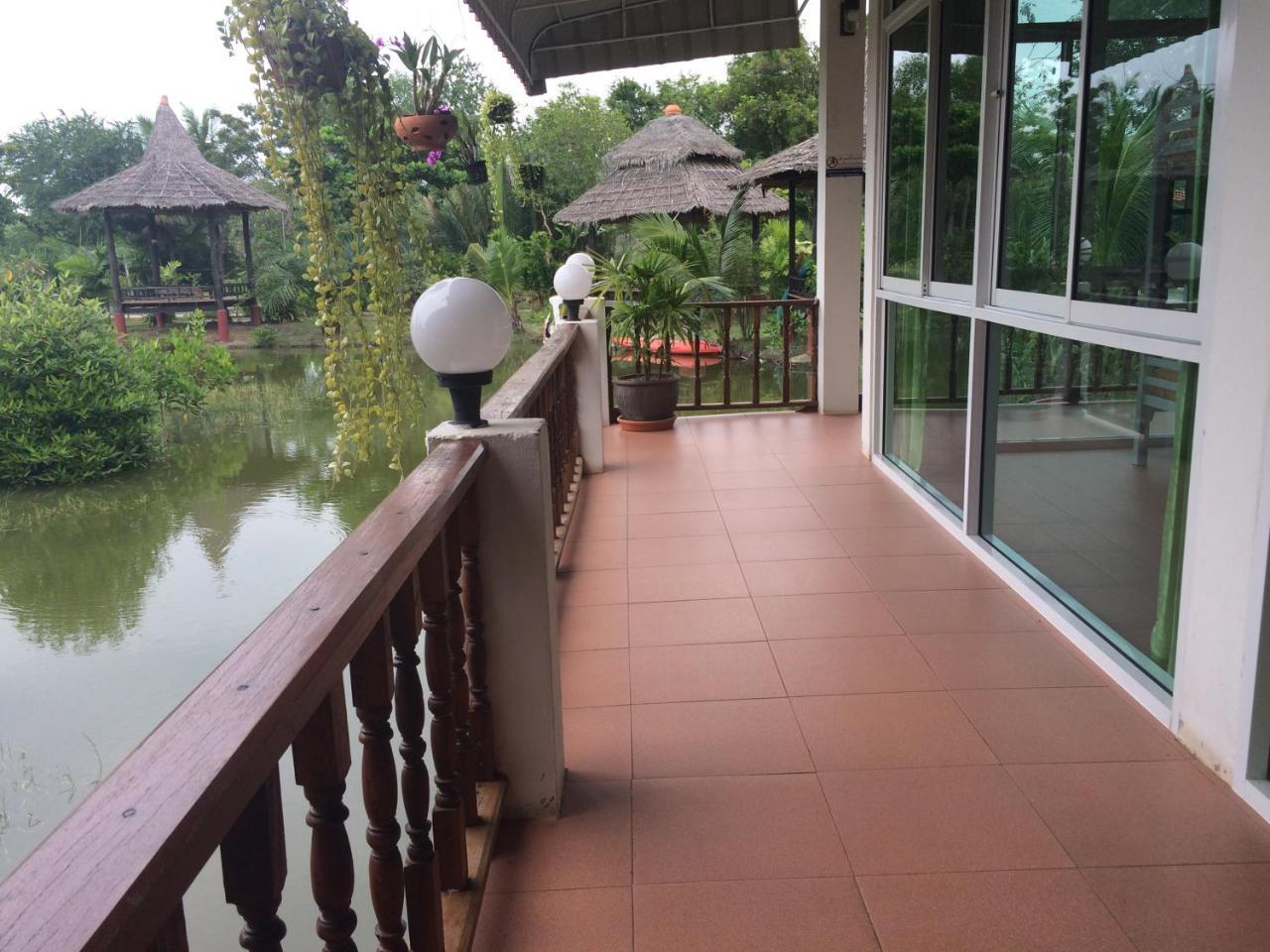 Saeng Tai Amphawa Daire Samut Songkhram Dış mekan fotoğraf